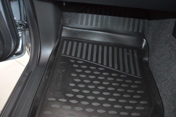 Mitsubishi Triton L200 2015-Present TPE Floor Liners
