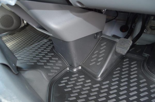 Nissan NV350 Wide Body Panel Van 2014-2017 TPE Floor Liners