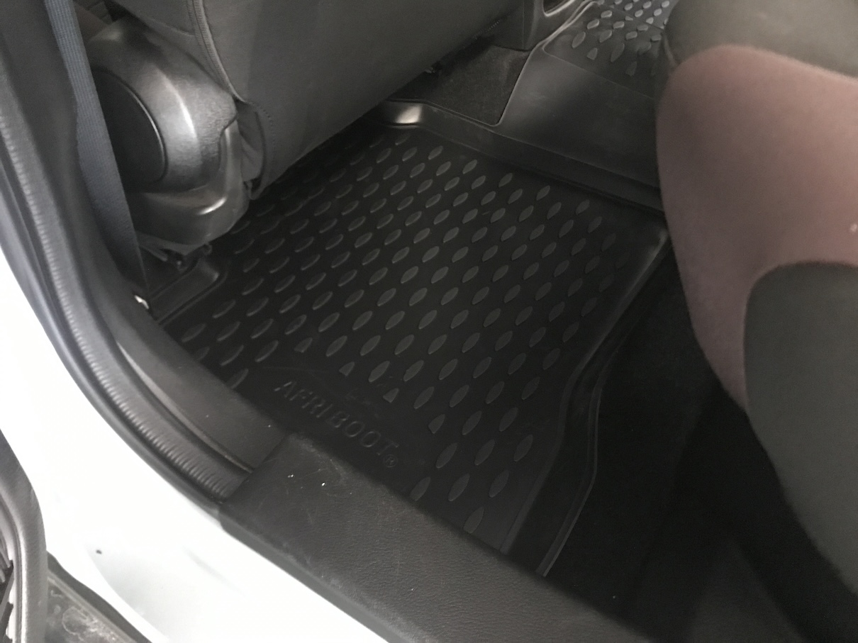 starlet baleno floor mats