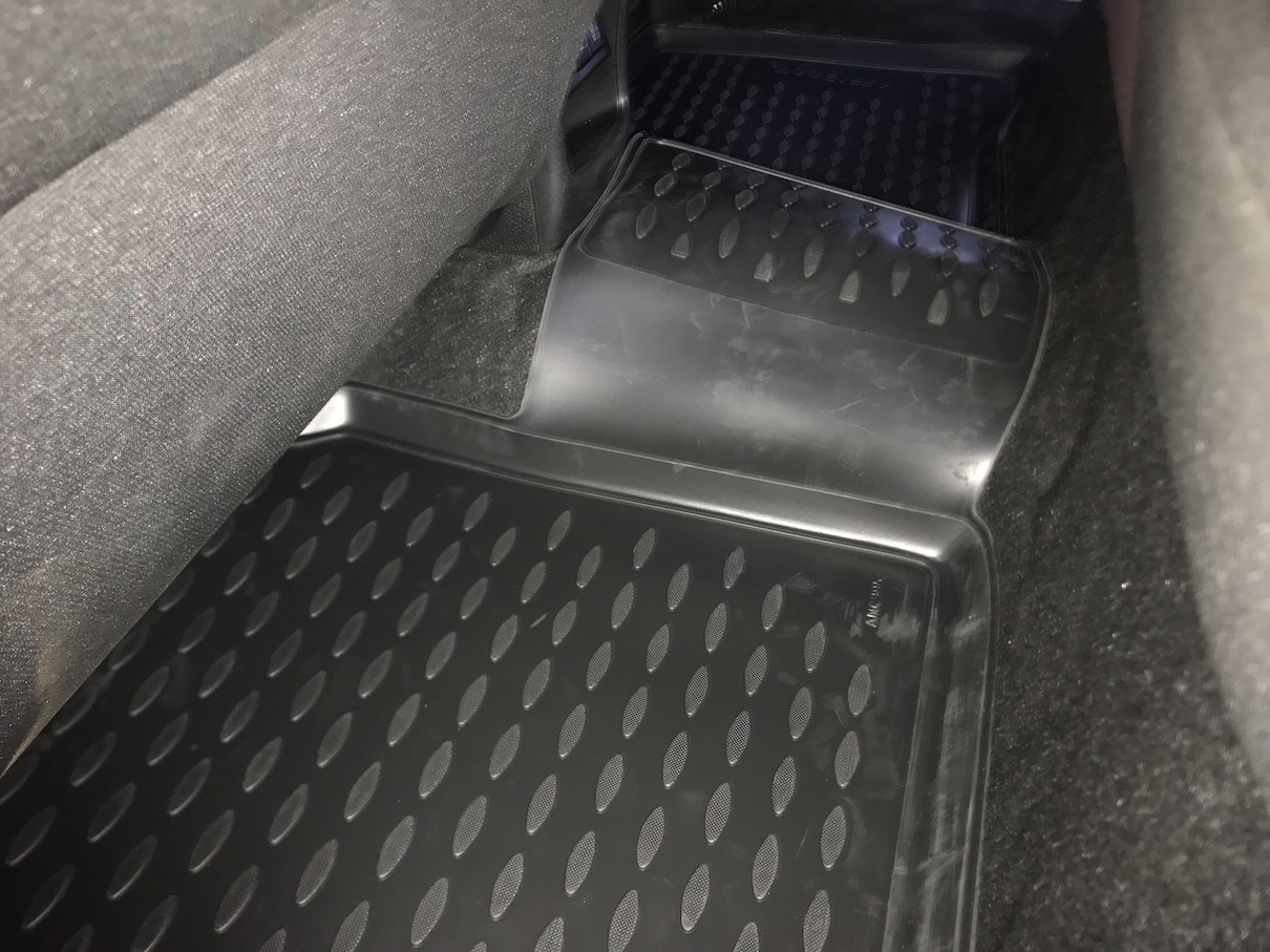 Toyota Starlet Floor Mats - Image 6